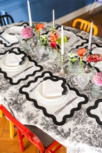 Load image into Gallery viewer, Curvy Black Placemat + Napkin