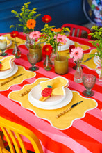 Görseli Galeri görüntüleyiciye yükleyin, Rose & Red Stripes