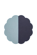Görseli Galeri görüntüleyiciye yükleyin, Bicolor Blue Scallop Amerikan Servisi + Peçete