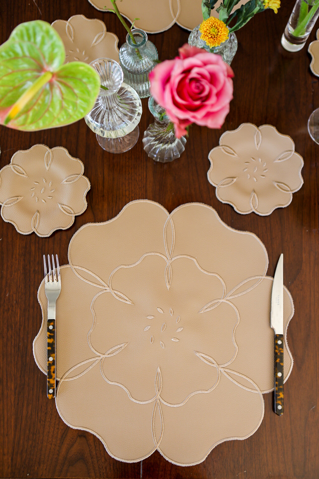 Camellia Placemat (Set of 2)