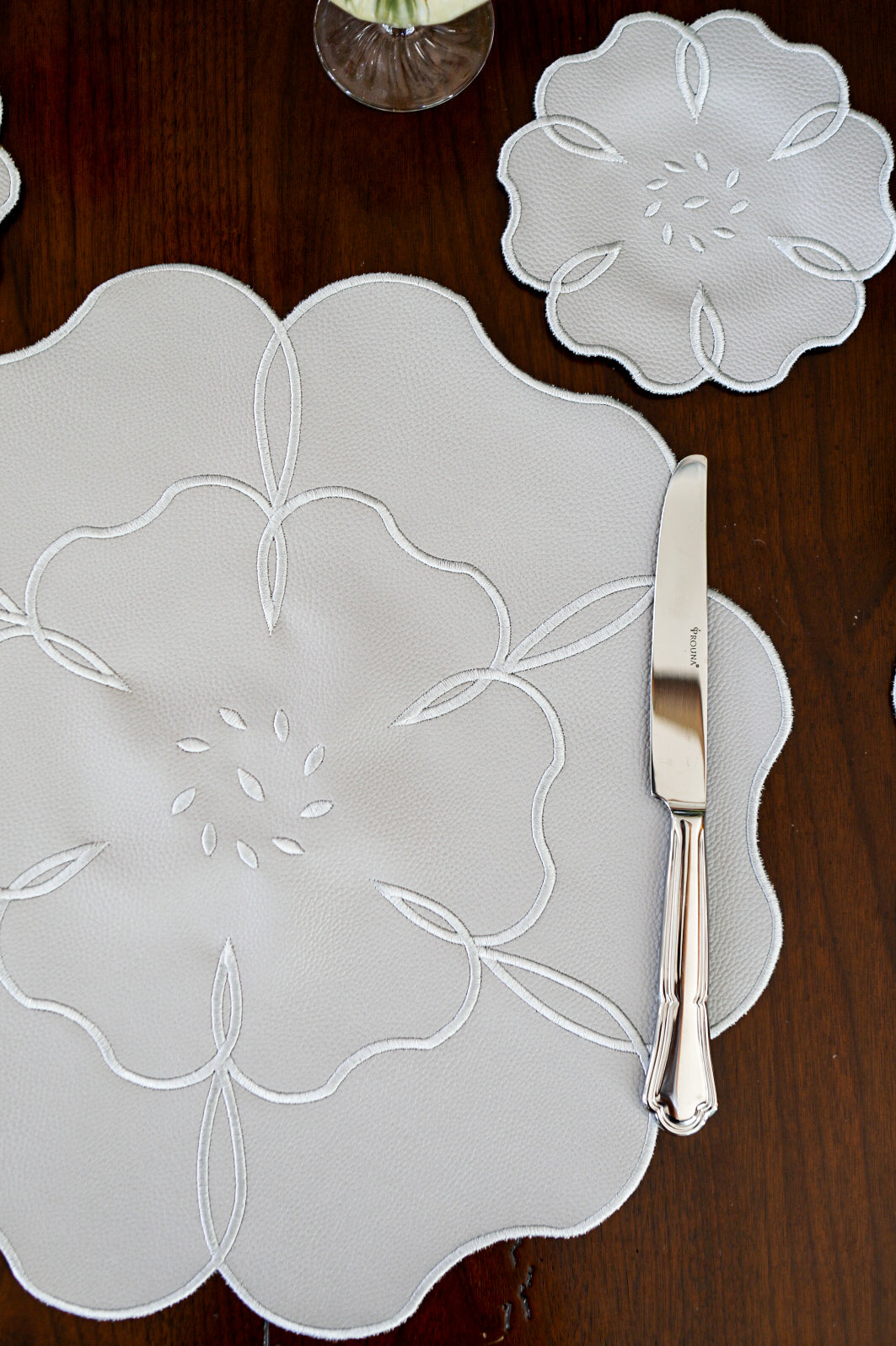 Camellia Cocktail Napkin (Set of 4)