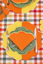 Load image into Gallery viewer, Bicolor Orange&amp;Yellow Scallop Placemat (Set of 2)
