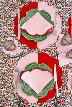 Load image into Gallery viewer, Bicolor Rose&amp;Red Scallop Placemat (Set of 2)
