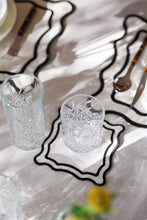 Görseli Galeri görüntüleyiciye yükleyin, Black Wave 4&#39;lü Bardak Altlığı
