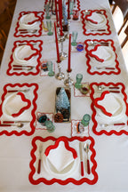 Curvy Red Amerikan Servisi + Peçete