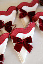 Görseli Galeri görüntüleyiciye yükleyin, Bordo Kurdele Peçete Halkası (4&#39;lü)
