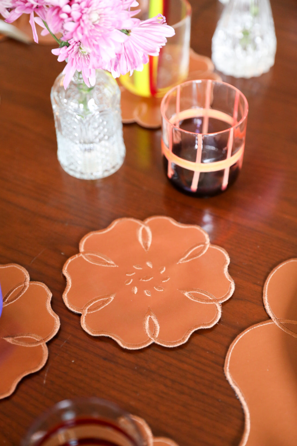 Leather Camellia 4'lü Bardak Altlığı
