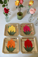 Görseli Galeri görüntüleyiciye yükleyin, Colorful Rosie 4'lü Bardak Altlığı