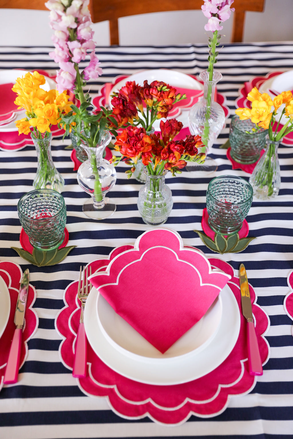 Fuchsia Scallop 2'li Amerikan Servisi