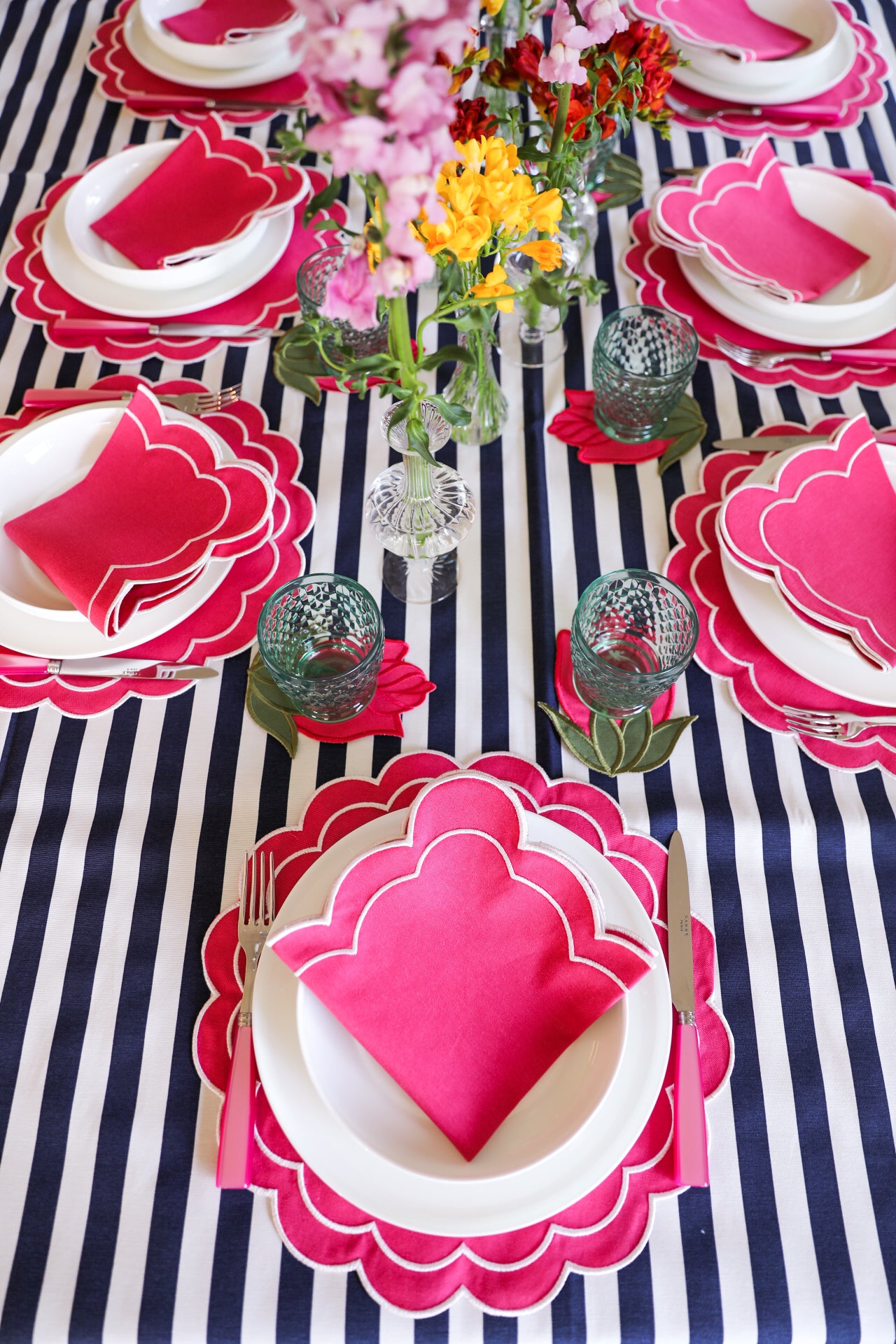 Fuchsia Scallop 2'li Amerikan Servisi