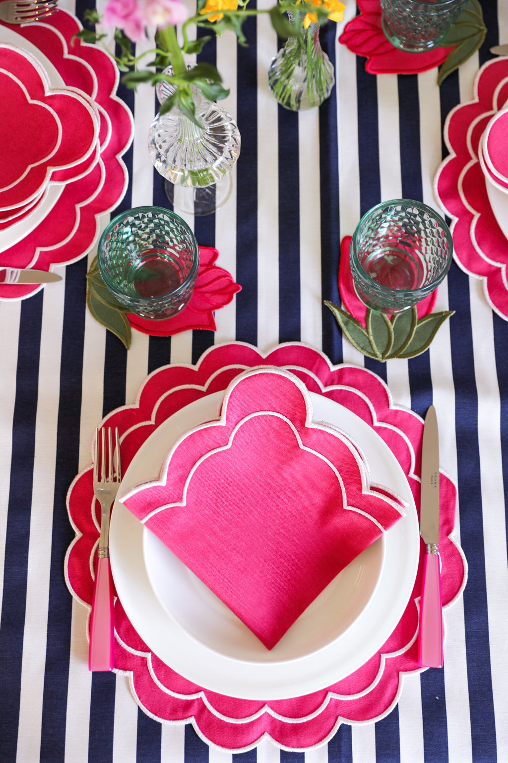 Fuchsia Scallop 2'li Amerikan Servisi