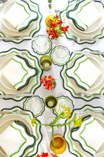 Görseli Galeri görüntüleyiciye yükleyin, Green Wave Amerikan Servisi + Peçete
