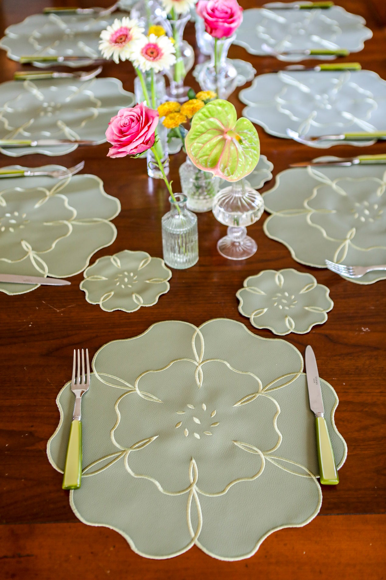 Camellia Placemat (Set of 2)