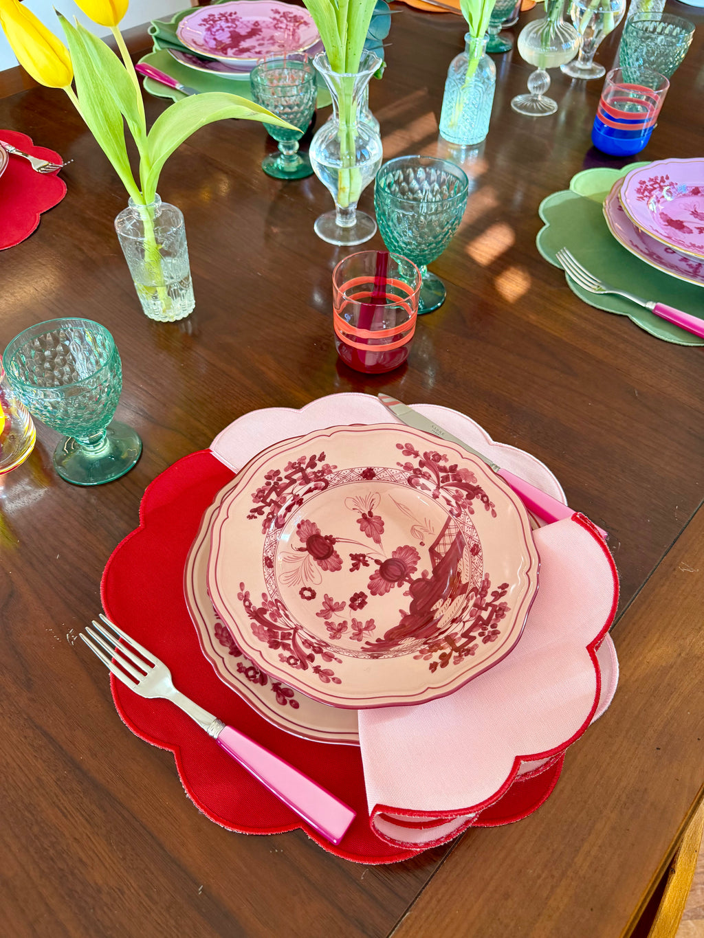 Colorful Scallop Placemat (Set of 4)