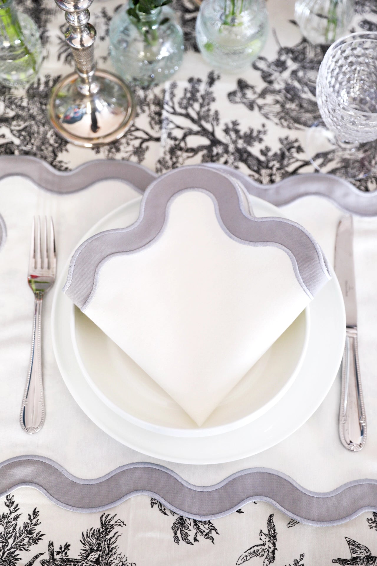 Curvy Gray Napkin (Set of 2)
