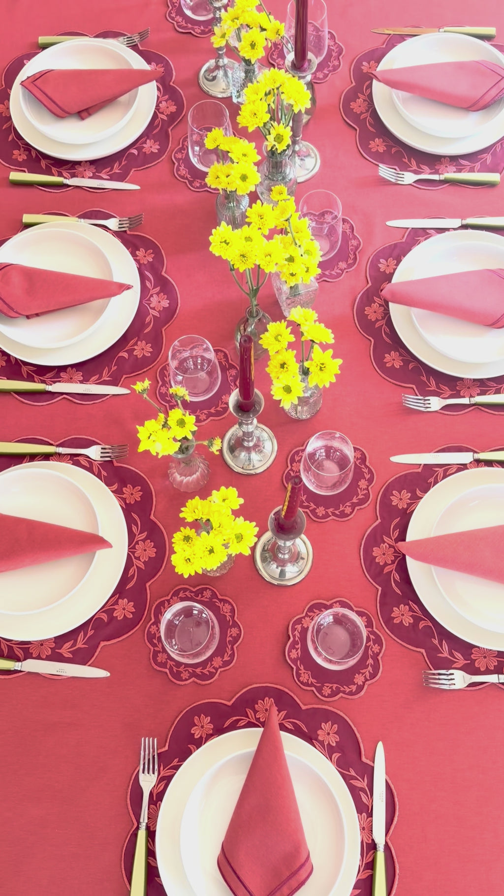 Green Wave Placemat + Napkin