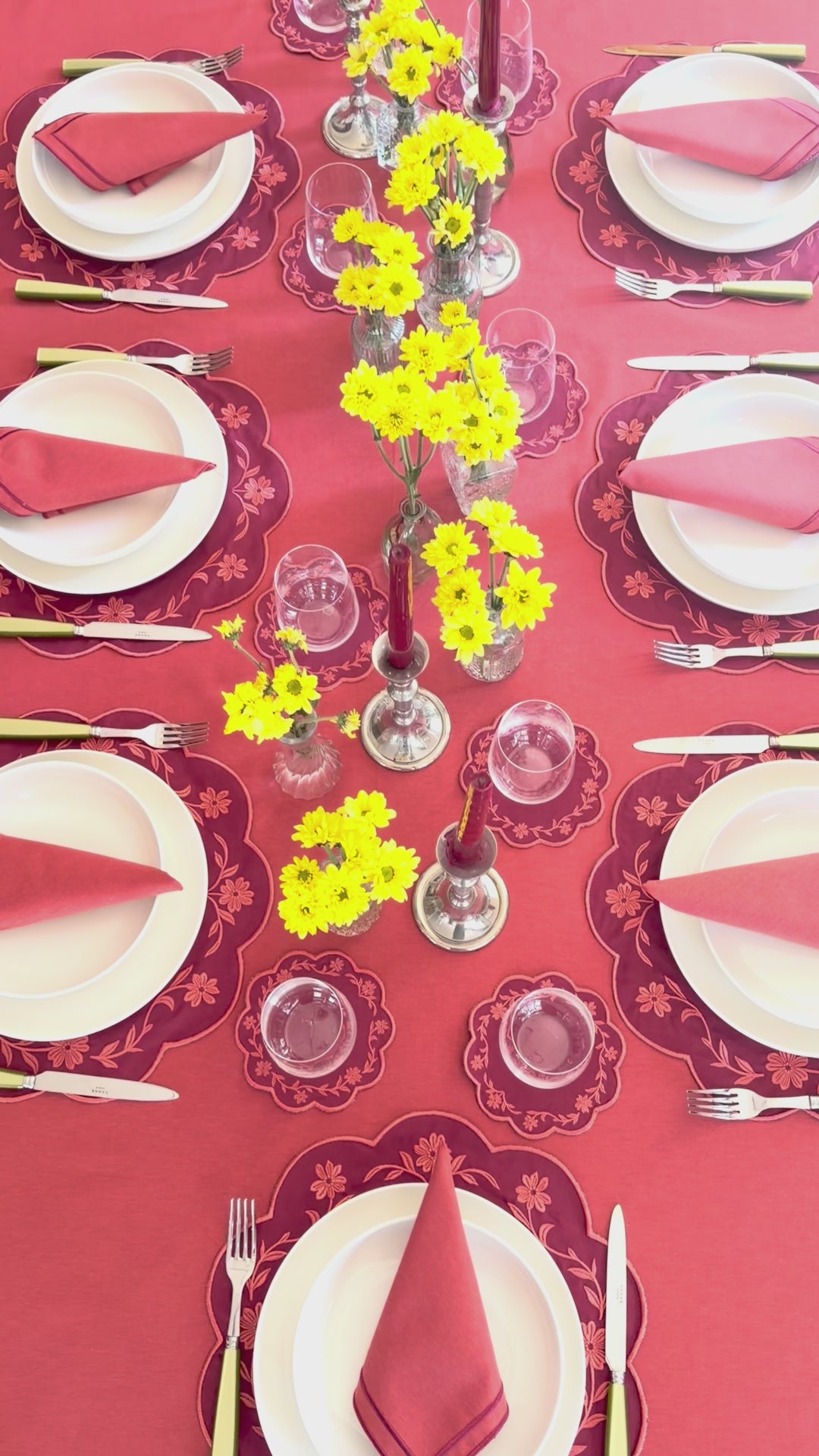 Green Wave Placemat + Napkin