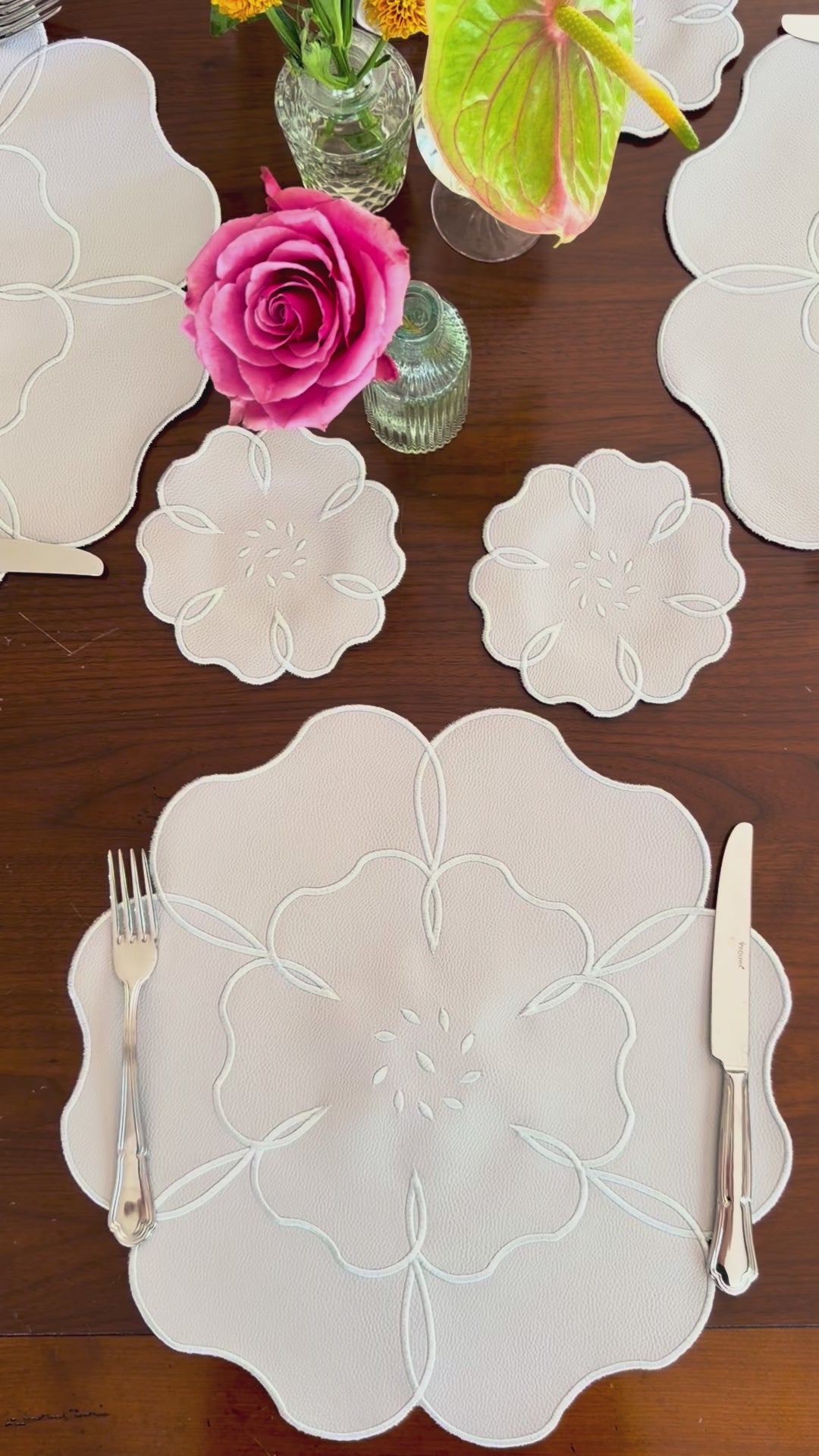 Camellia Placemat (Set of 2)
