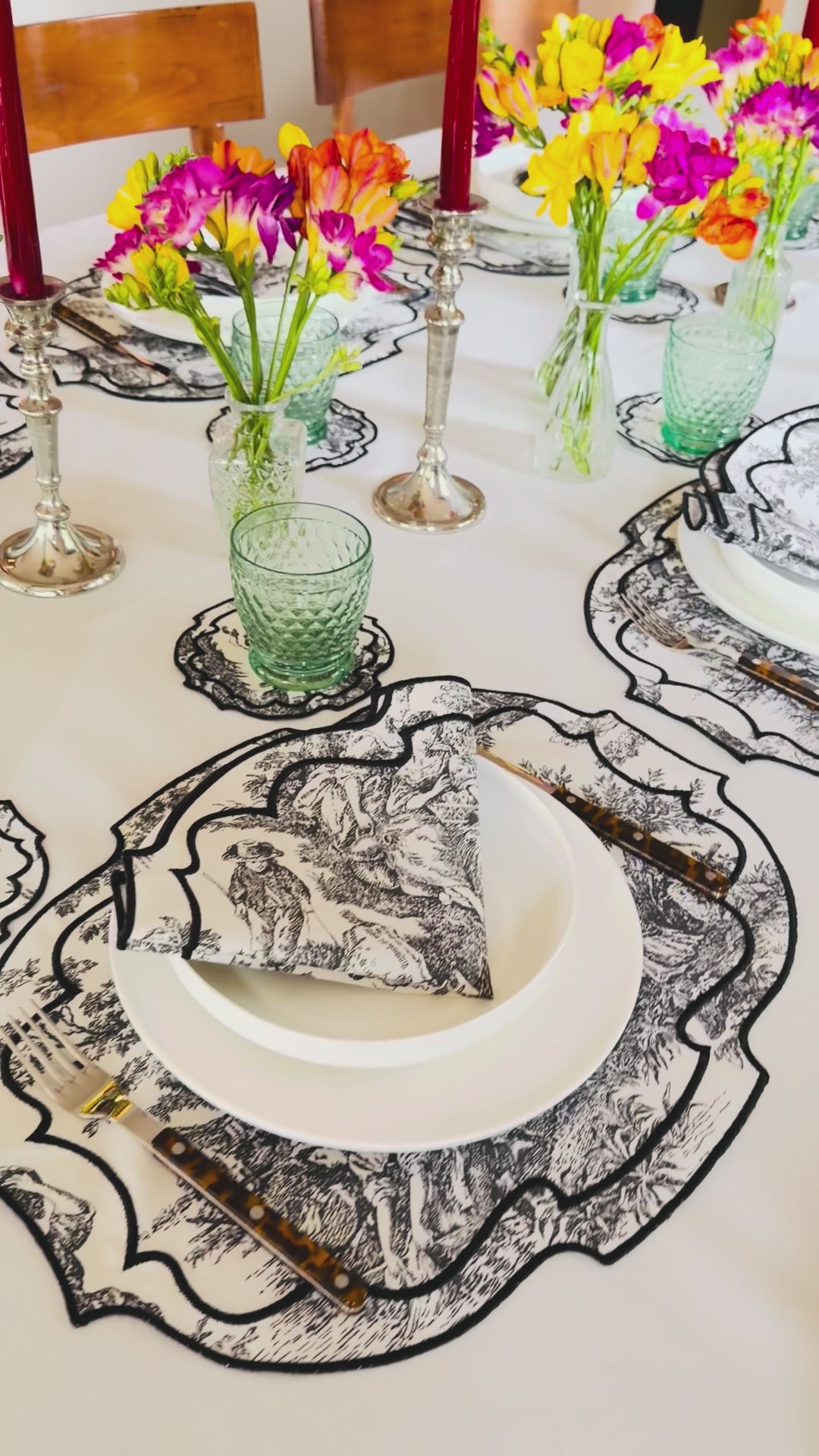 Green Wave Placemat + Napkin
